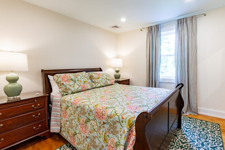 Stunning Renovated 1837 Farmhouse - Bellefonte, Pennsylvania
