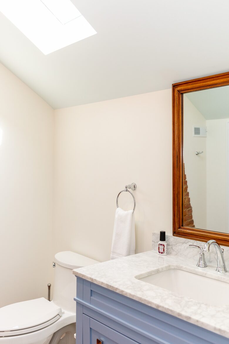 Stunning Renovated 1837 Farmhouse - Bellefonte, Pennsylvania