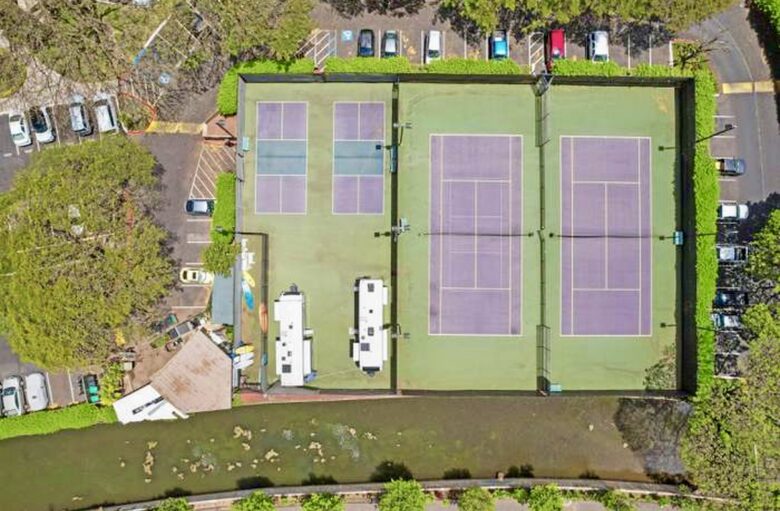 Maui Oceanfront, Stunning view! Sunshine, Ocean Activities, Golf, Pickleball, Tennis and World Class Restaurants! - Lahaina, Hawaii