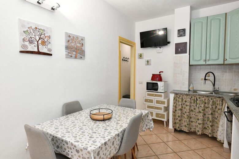 Sarda Bella Private Pool Apartment - Olbia, Italy