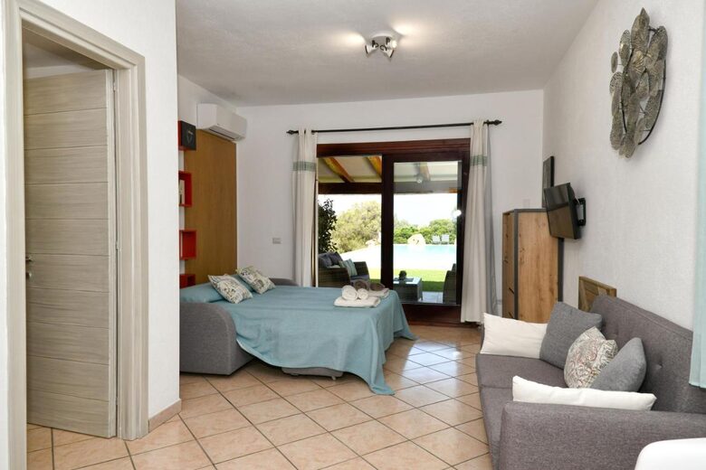 Sarda Bella Private Pool Apartment - Olbia, Italy