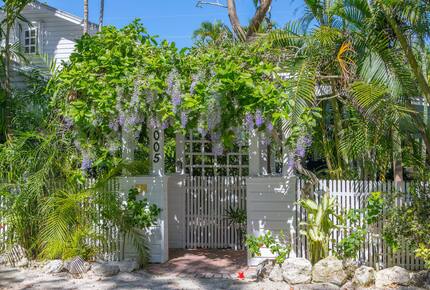 Garden Hideaway in Casa Marina, Key West - Key West, Florida