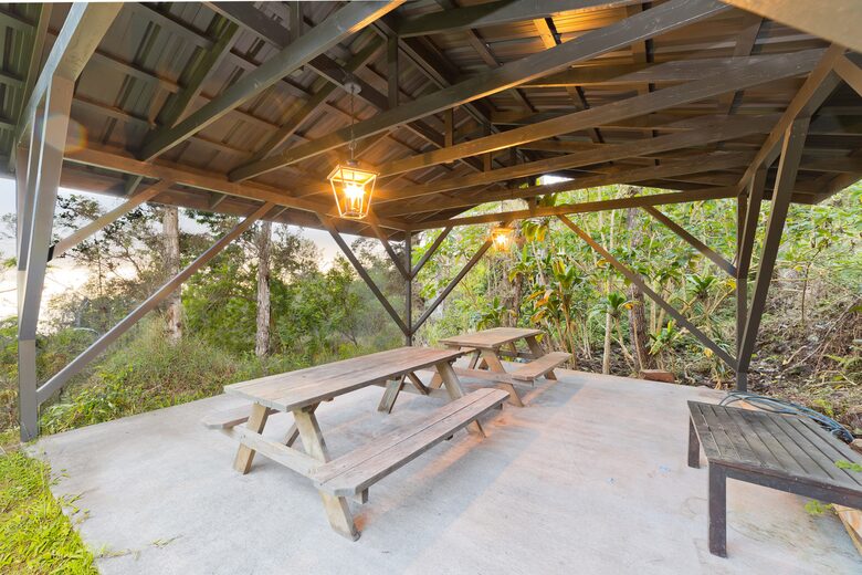Magical Hawaiian Cloud Forest Estate - Kailua, Hawaii
