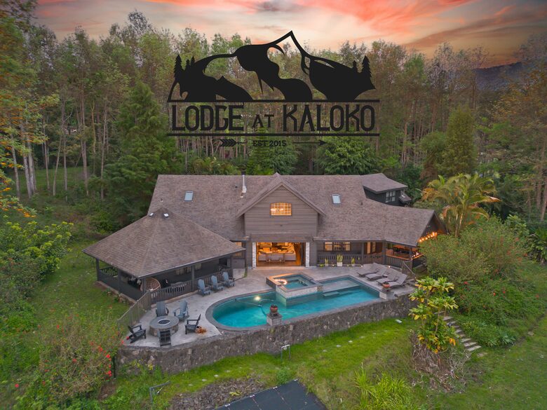 Magical Hawaiian Cloud Forest Estate - Kailua, Hawaii