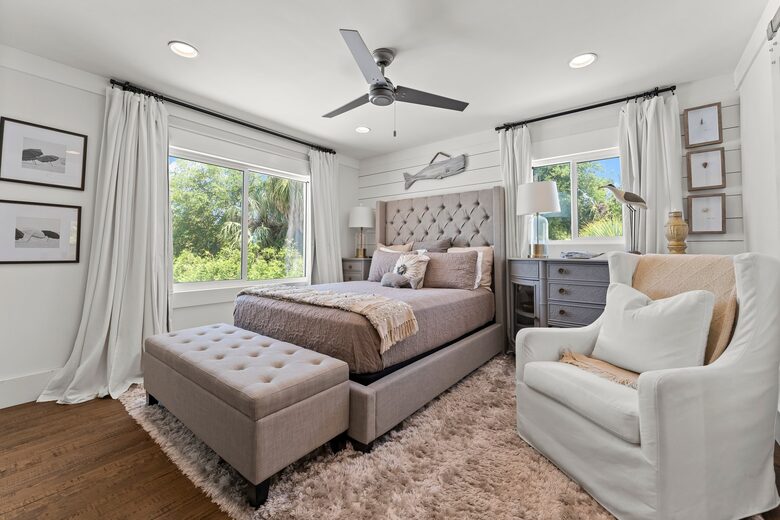 Bayfront Modern Getaway with a Pool - Panama City, Florida