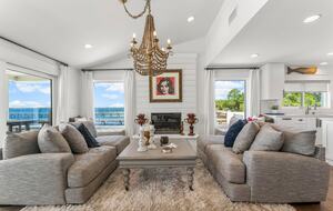 Bayfront Modern Getaway with a Pool - Panama City, Florida