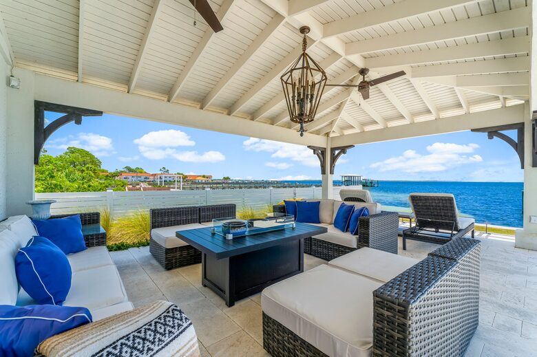 Bayfront Modern Getaway with a Pool - Panama City, Florida