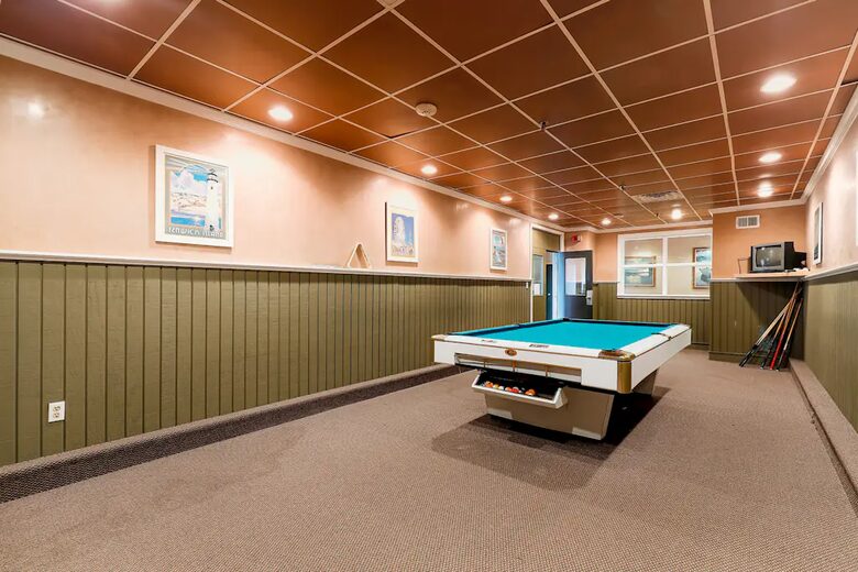 Ocean Front Villa Located on the 9th Floor - Ocean City, Maryland