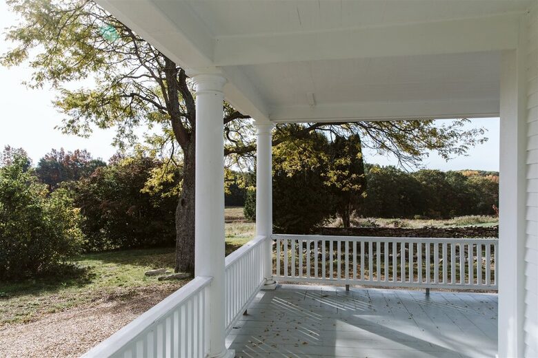 York River Farmhouse | Classic Maine Charm with Modern Day Luxury - York, Maine