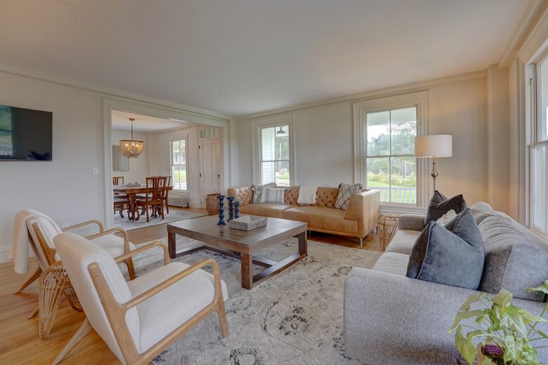 York River Farmhouse | Classic Maine Charm with Modern Day Luxury - York, Maine