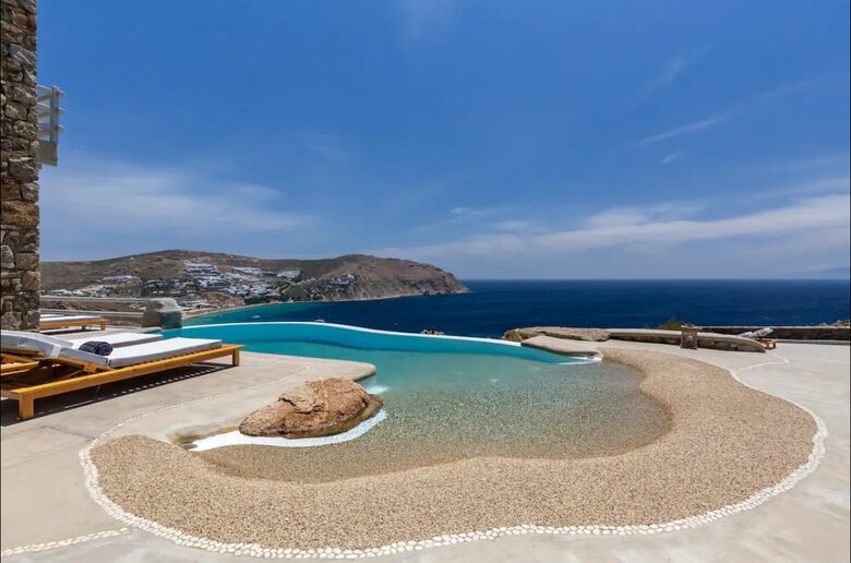 Lagoon infinity pool