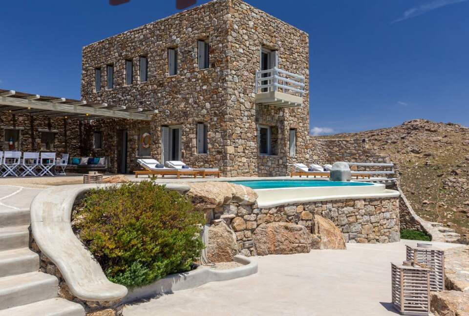 Rocky Retreat Villa - Agrari, Mykonos, Greece