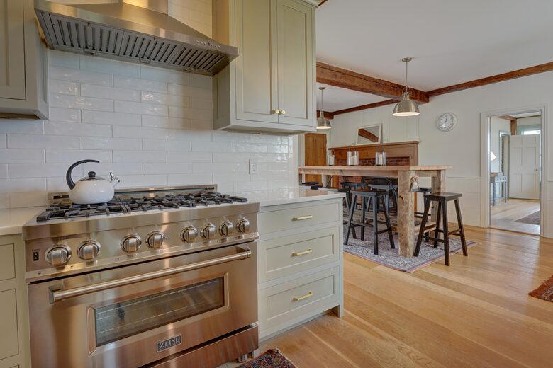York River Farmhouse | Classic Maine Charm with Modern Day Luxury - York, Maine