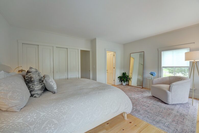York River Farmhouse | Classic Maine Charm with Modern Day Luxury - York, Maine