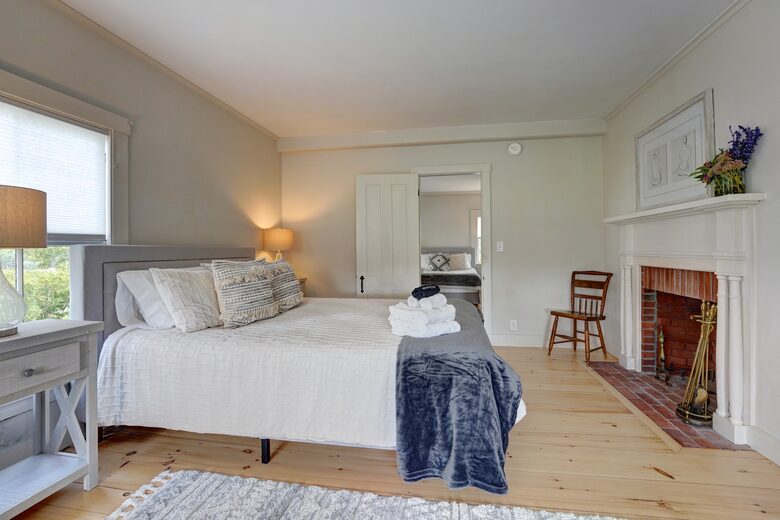 York River Farmhouse | Classic Maine Charm with Modern Day Luxury - York, Maine