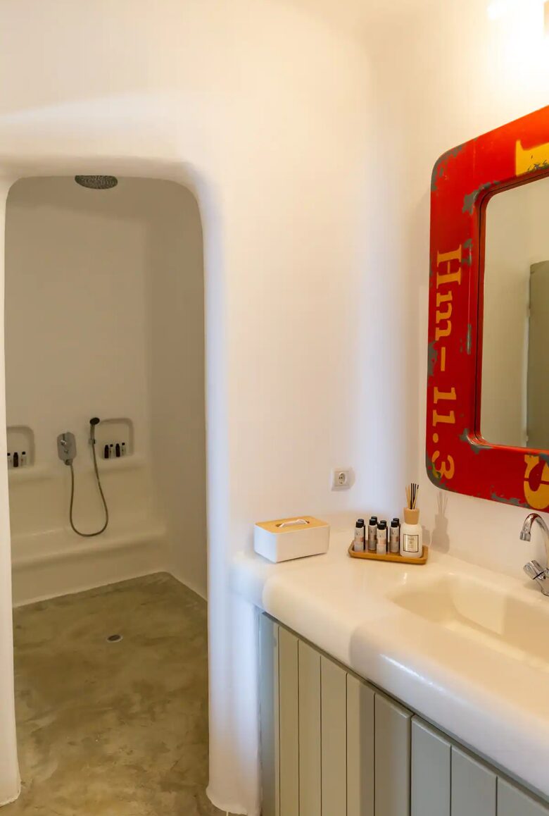 Bathroom of separate guest suite
