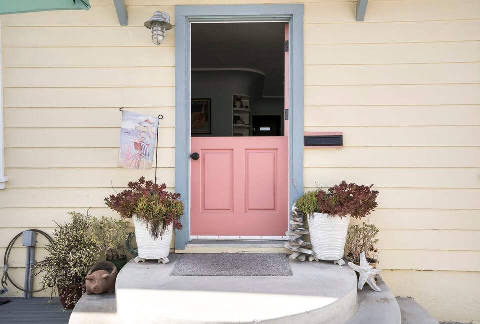 Cottage By The Sea and Bay - San Diego, California