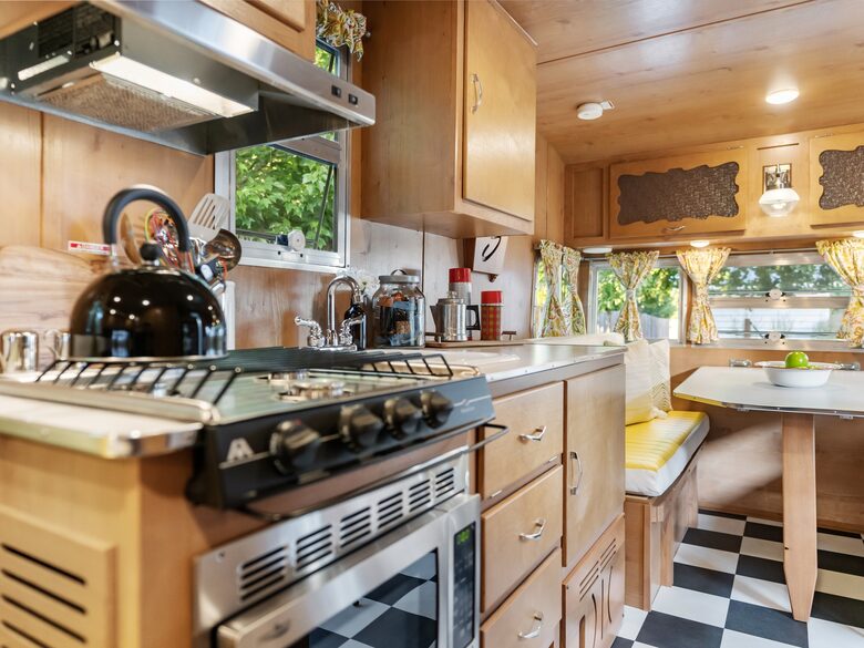 Pacific Northwest Getaway - Wilsonville, Oregon