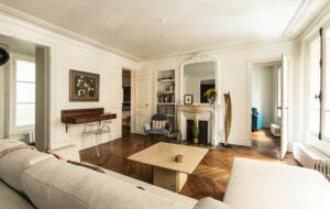 Renovated Haussmannian Apartment Near Rue Des Martyrs - Paris, France