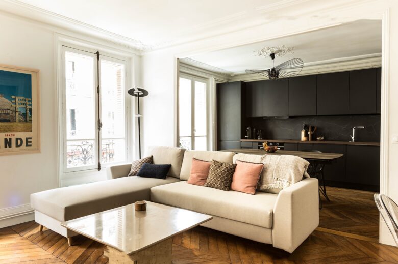 Renovated Haussmannian Apartment Near Rue Des Martyrs - Paris, France