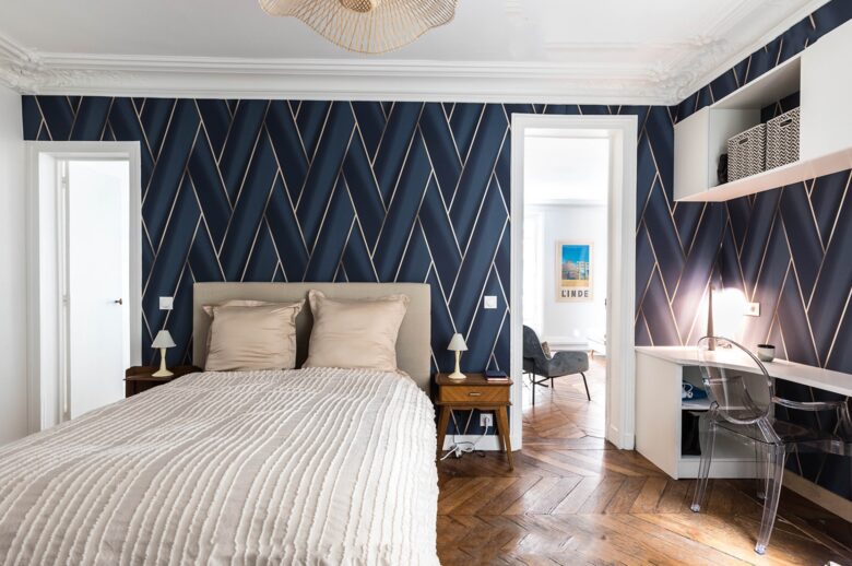 Renovated Haussmannian Apartment Near Rue Des Martyrs - Paris, France