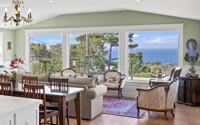 Great room with ocean view