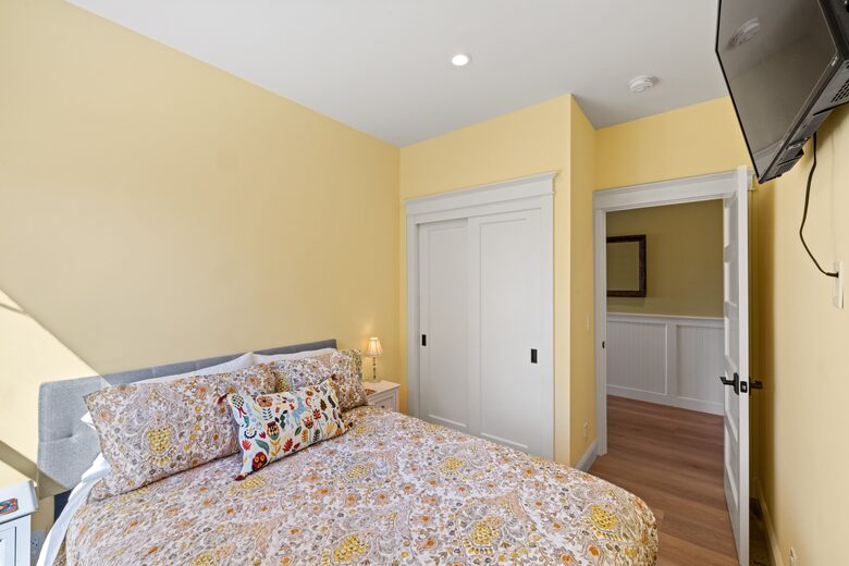 Tiny bedroom