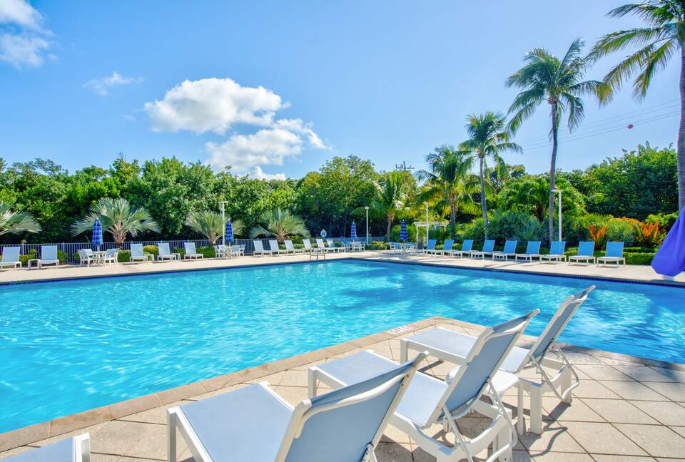 Sea Side Dreams at Ocean Pointe Resort in Key Largo - Tavernier, Florida