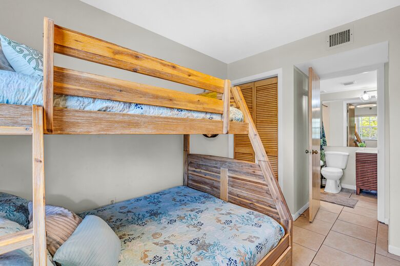 Sea Side Dreams at Ocean Pointe Resort in Key Largo - Tavernier, Florida
