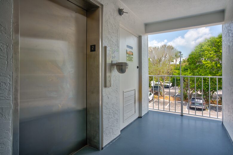 Sea Side Dreams at Ocean Pointe Resort in Key Largo - Tavernier, Florida