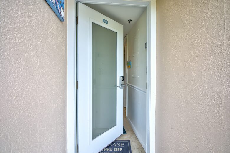 Sea Side Dreams at Ocean Pointe Resort in Key Largo - Tavernier, Florida