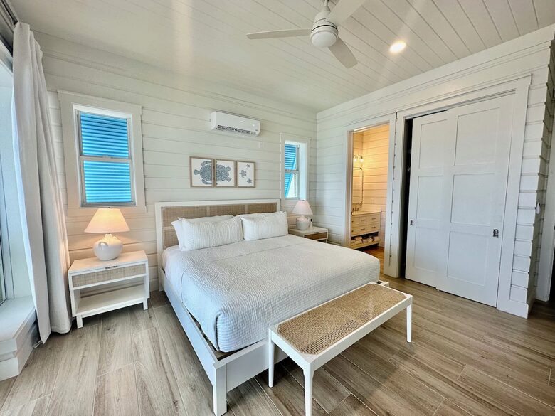 Vista Blue: Bahamas Beachfront Paradise - Tar Bay, Bahamas