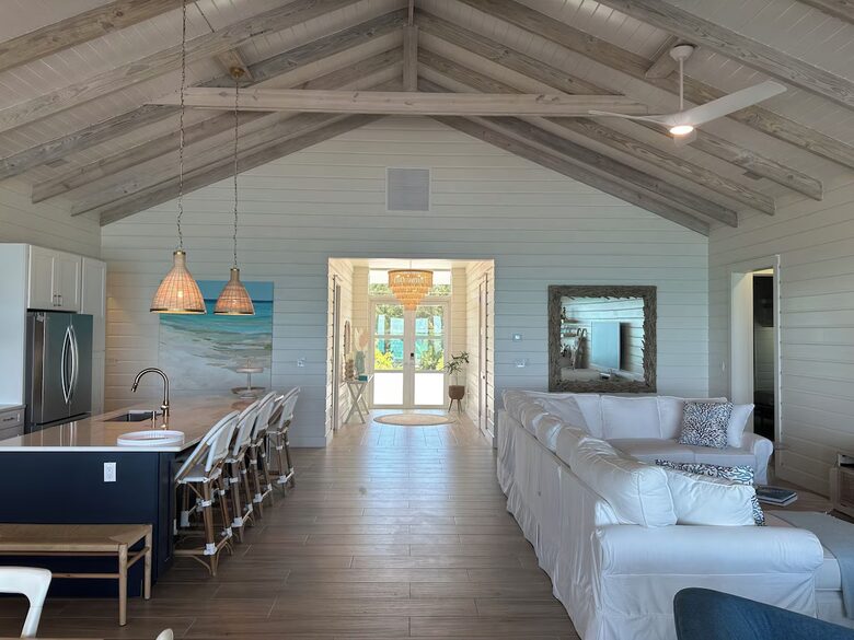 Vista Blue: Bahamas Beachfront Paradise - Tar Bay, Bahamas