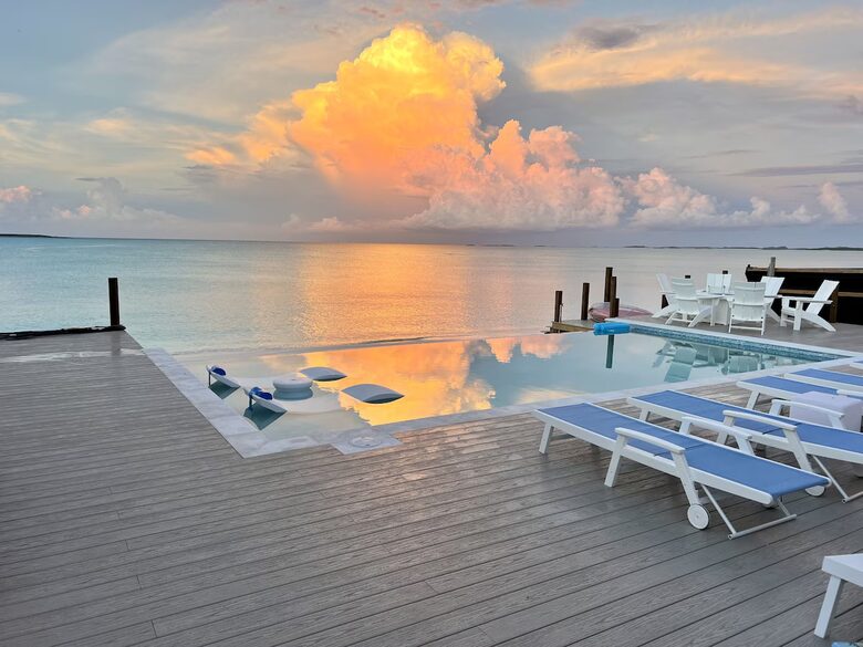 Vista Blue: Bahamas Beachfront Paradise - Tar Bay, Bahamas