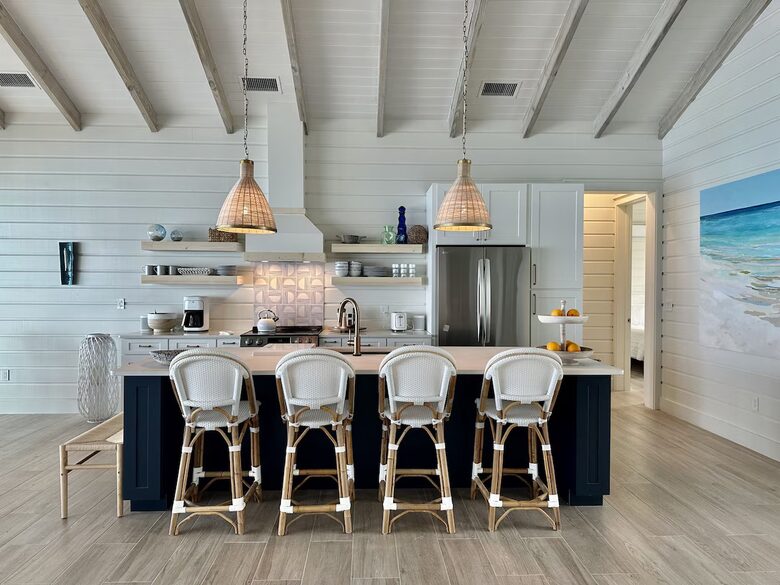 Vista Blue: Bahamas Beachfront Paradise - Tar Bay, Bahamas