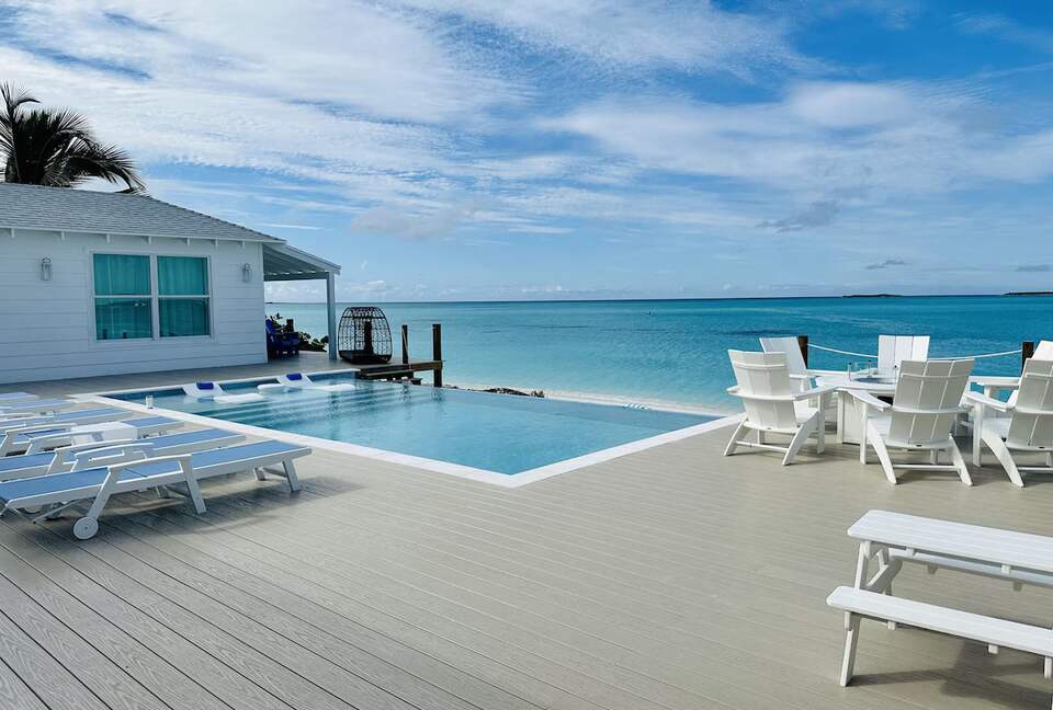 Vista Blue: Bahamas Beachfront Paradise - Tar Bay, Bahamas