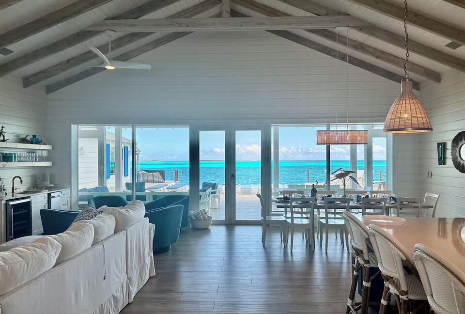 Vista Blue: Bahamas Beachfront Paradise - Tar Bay, Bahamas