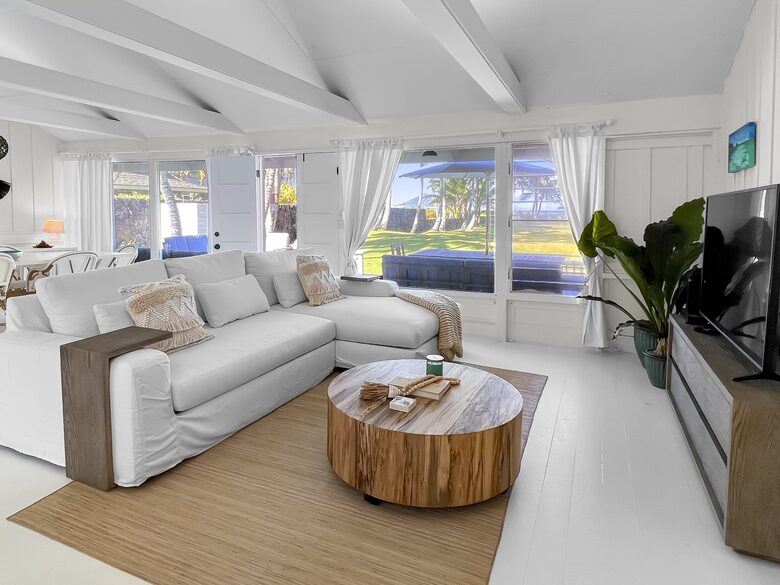 Kai Mele | Beachside Bungalow - Kailua, Hawaii
