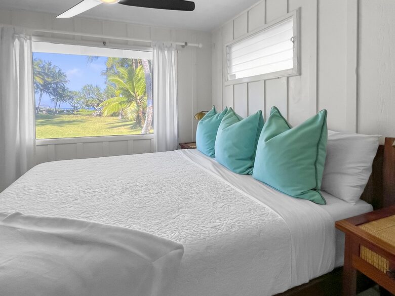 Kai Mele | Beachside Bungalow - Kailua, Hawaii