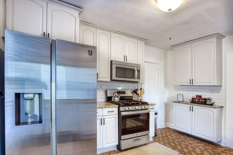Historic Charm, Modern Comfort - Jacksonville, Florida