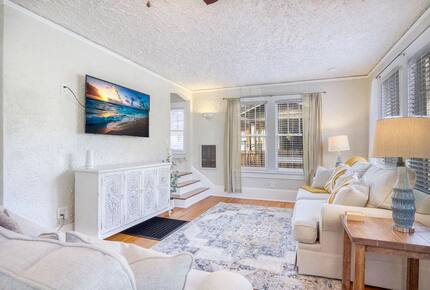 Historic Charm, Modern Comfort - Jacksonville, Florida