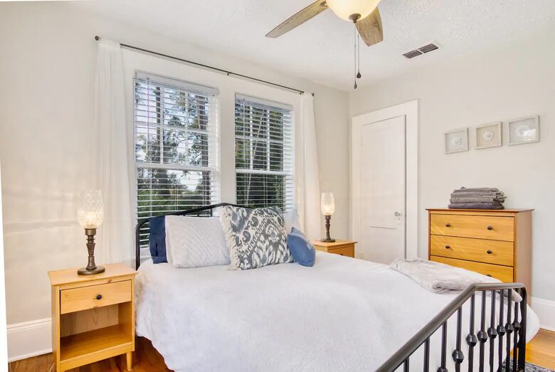 Historic Charm, Modern Comfort - Jacksonville, Florida