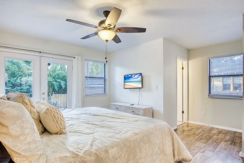 Historic Charm, Modern Comfort - Jacksonville, Florida