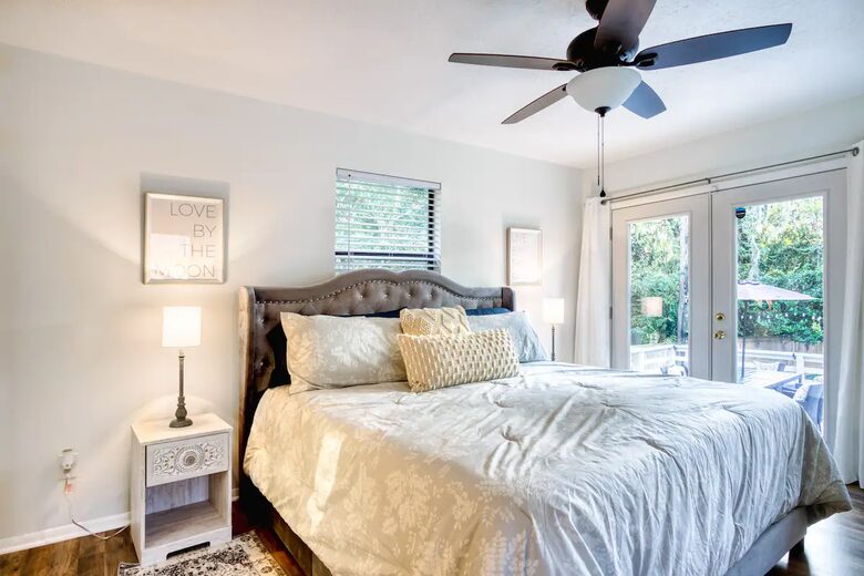 Historic Charm, Modern Comfort - Jacksonville, Florida