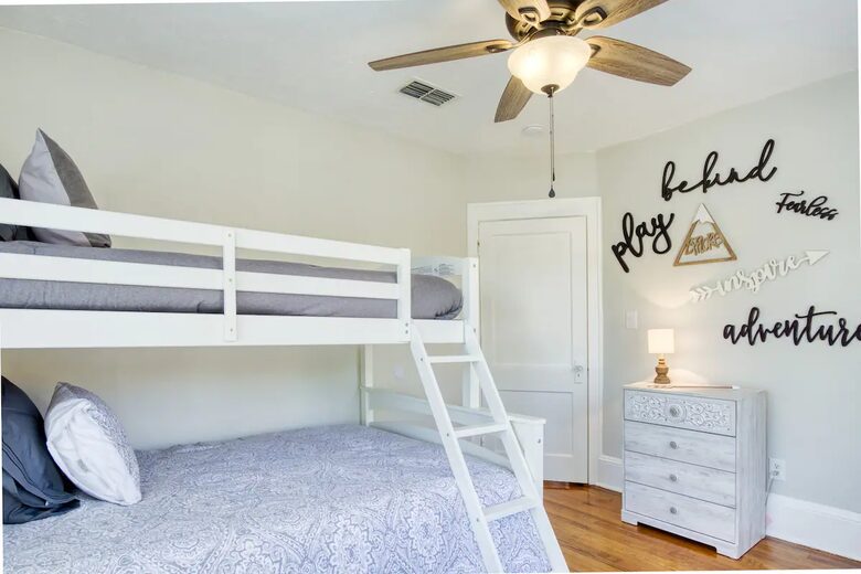 Historic Charm, Modern Comfort - Jacksonville, Florida