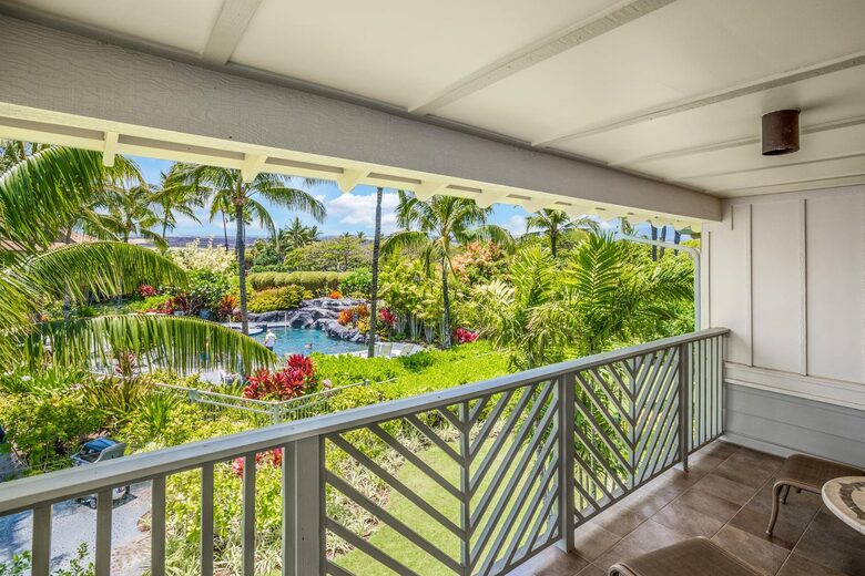Big Kahuna Stunning Retreat - Waikoloa Village, Hawaii