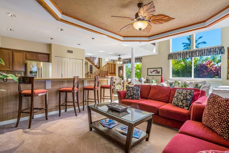 Big Kahuna Stunning Retreat - Waikoloa Village, Hawaii
