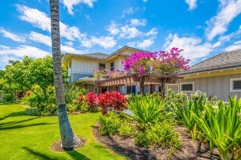 Big Kahuna Stunning Retreat - Waikoloa Village, Hawaii