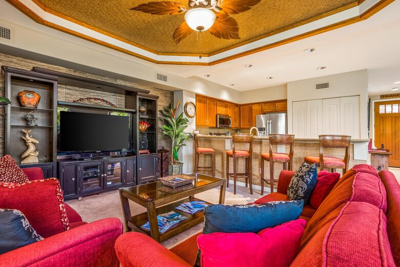 Big Kahuna Stunning Retreat - Waikoloa Village, Hawaii