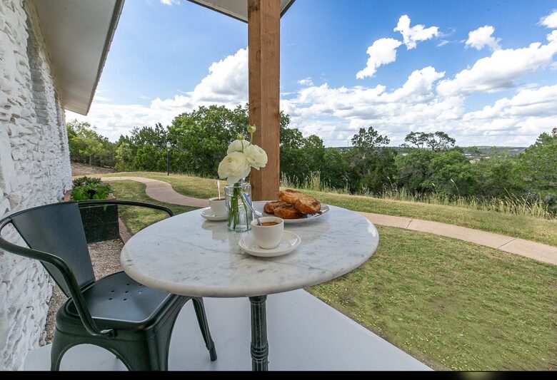 The Wildflower Haus- GORGEOUS Texas Hill Country! - Fredericksburg, Texas